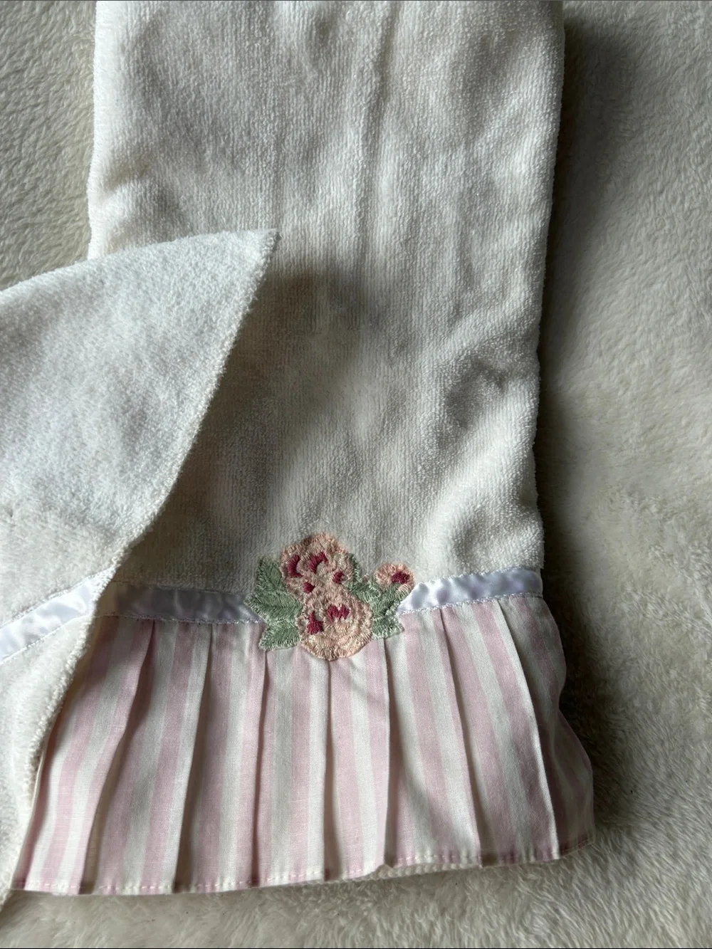 Vintage Embroidered Floral White Hand Towel and washcloth with Pink Stripe Trim